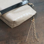 ショルダーポーチ