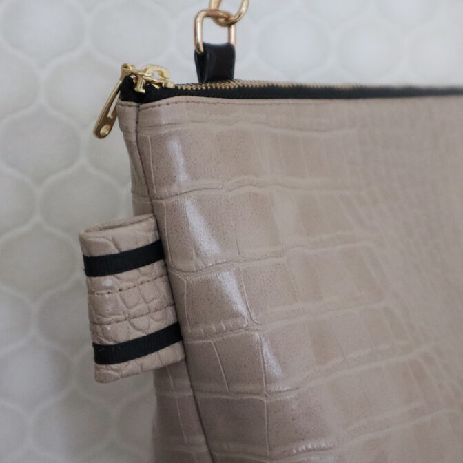 ショルダーポーチ