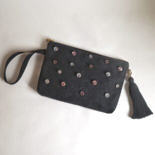 キラキラビジューポーチ　全国一律送料無料