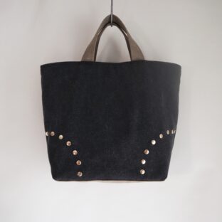 スタッズバイカラー　黒×ブラウン